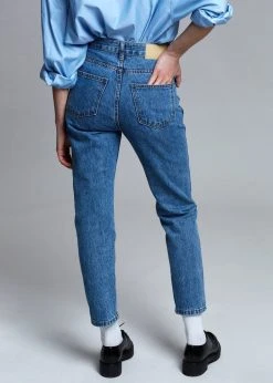 Breathe CLOTHING High Rise Slim Tapered Jean - Worn Wash