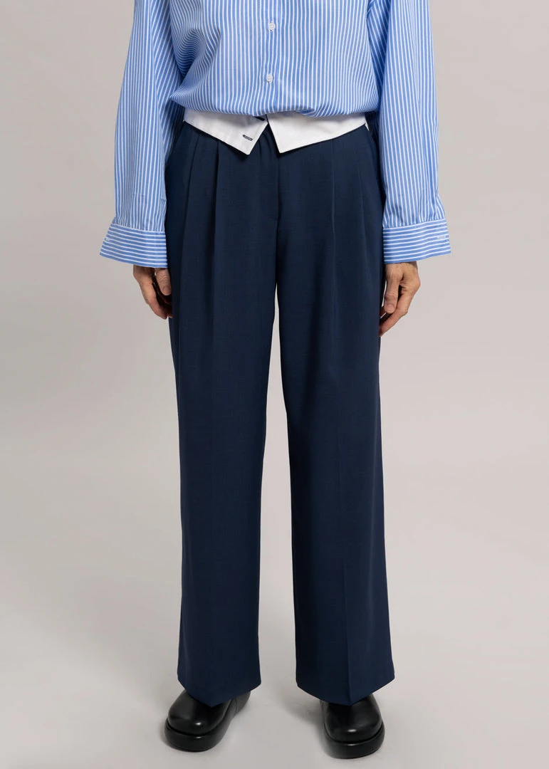 Beside You Holi Pants - Navy