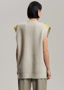 Men JW Anderson Strawberry V-Neck Vest - Natural/Green