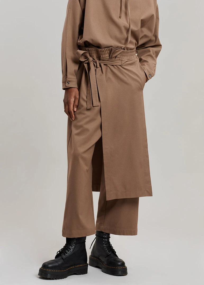 The Frankie Shop Men Keanu Wrap Pants - Hazelnut