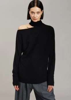 Auver_Fit Lana Cut-Out Turtleneck - Black CLOTHING
