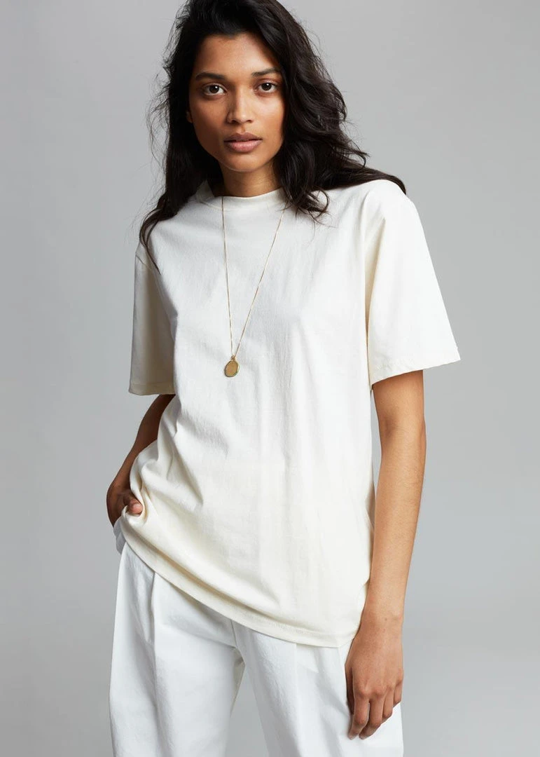 The Frankie Shop Lilou Simple Tee - Beige