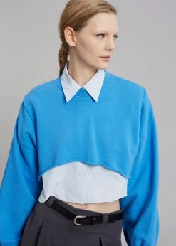 August CLOTHING Luz Cropped Sweatshirt - Blue