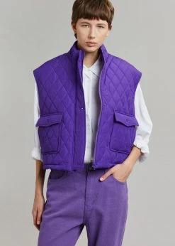 Hyhill Melton Vest - Berry CLOTHING