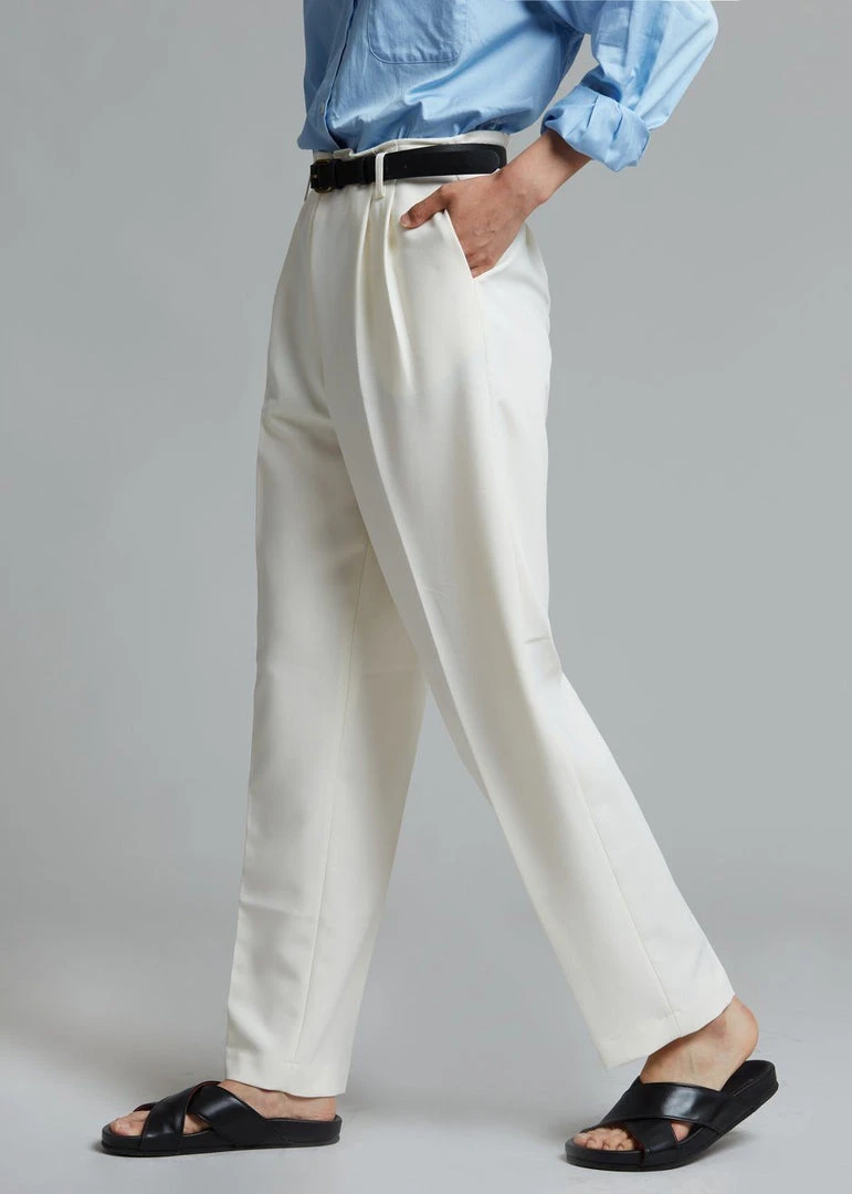 The Frankie Shop CLOTHING Svea Tapered Trousers - Vanilla