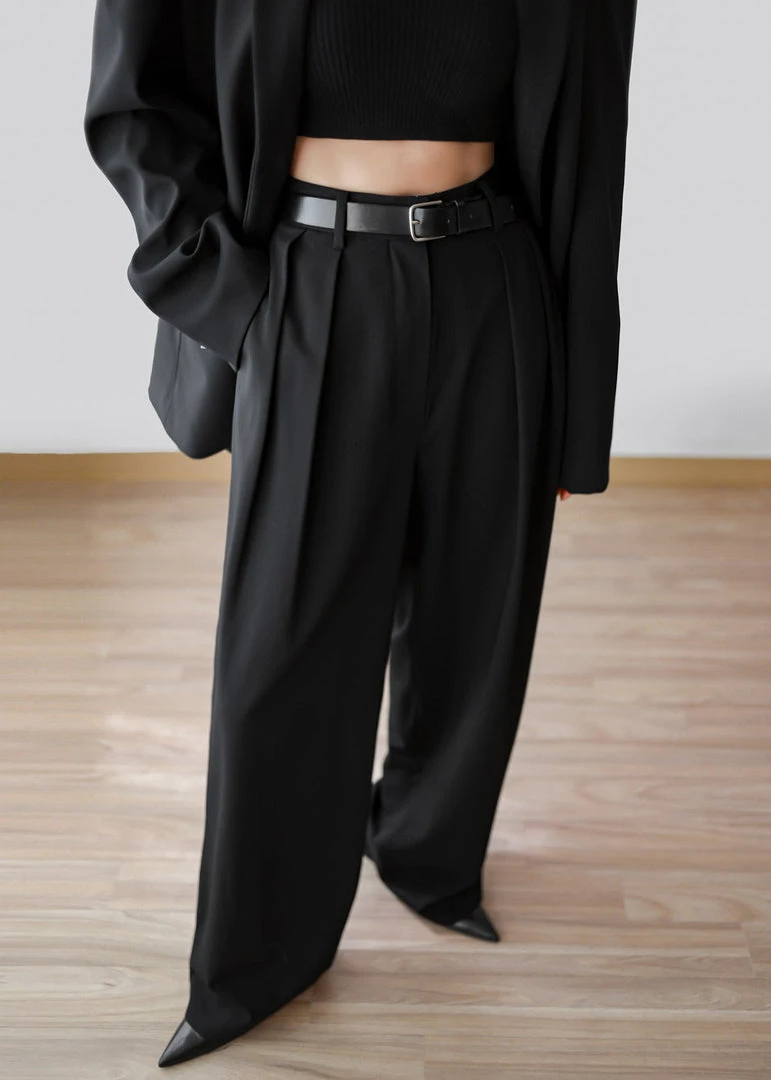The Frankie Shop Tansy Pleated Trousers - Black