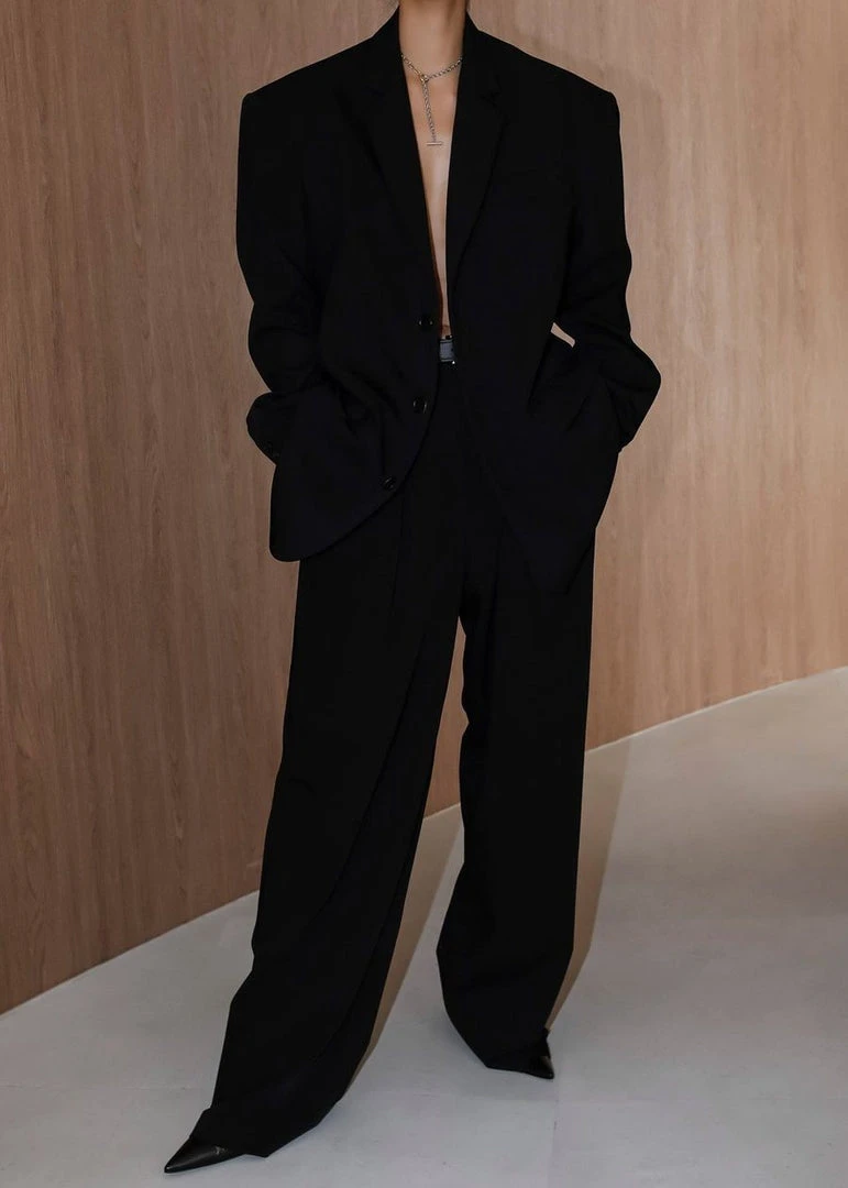 The Frankie Shop Tansy Pleated Trousers - Black