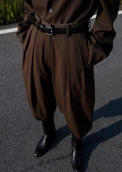 The Frankie Shop CLOTHING Tansy Pleated Trousers - Chocolate