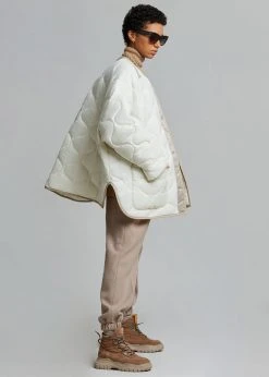 The Frankie Shop CLOTHING Teddy Quilted Jacket - Ivory/Clay