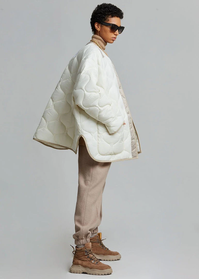 The Frankie Shop CLOTHING Teddy Quilted Jacket - Ivory/Clay