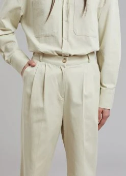 The Frankie Shop CLOTHING Tomo Pleated Pants - Beige